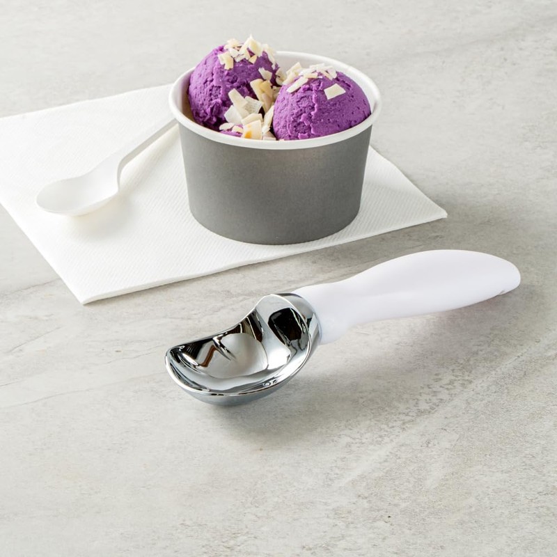 Restaurantware Comfy Grip 7.9 x 2 Inch Kitchen Ice Cream