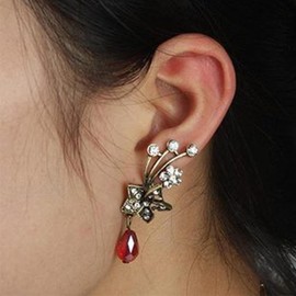 Aneneiceera Punk Ear Cuff Earrings Gold Exaggerated Cuff Wrap Earrings Vintage Ear Climber Cuff Earrings Gothic Clip on Earrings Jewelry for Women and Girls Gifts (Gold Flower)