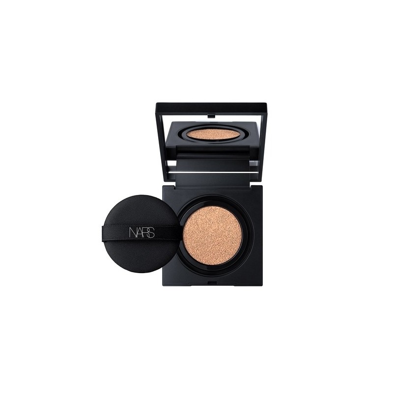 Natural Radiant Longwear Cushion Foundation SPF 50PA+++ / 네츄럴 래디언트