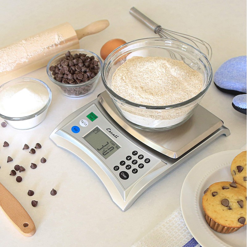 Escali Pana V136 Large Volume Measuring Kitchen/Baking/Cooking Scale, Preprogrammed With