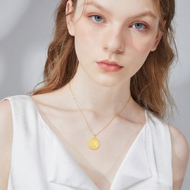 YAFEINI Queen Victoria Coin Necklace For Women 925 Sterling Silver Fancy Queen Victoria Coin Pendant Necklaces Vintage Round Circle Disc Medallion Necklace Coin Jewelry Presents