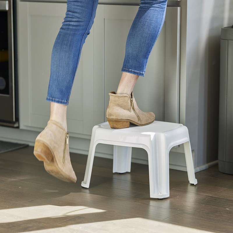 Gracious Living 9.5-Inch Tall, Sturdy Non Slip Plastic Single Level