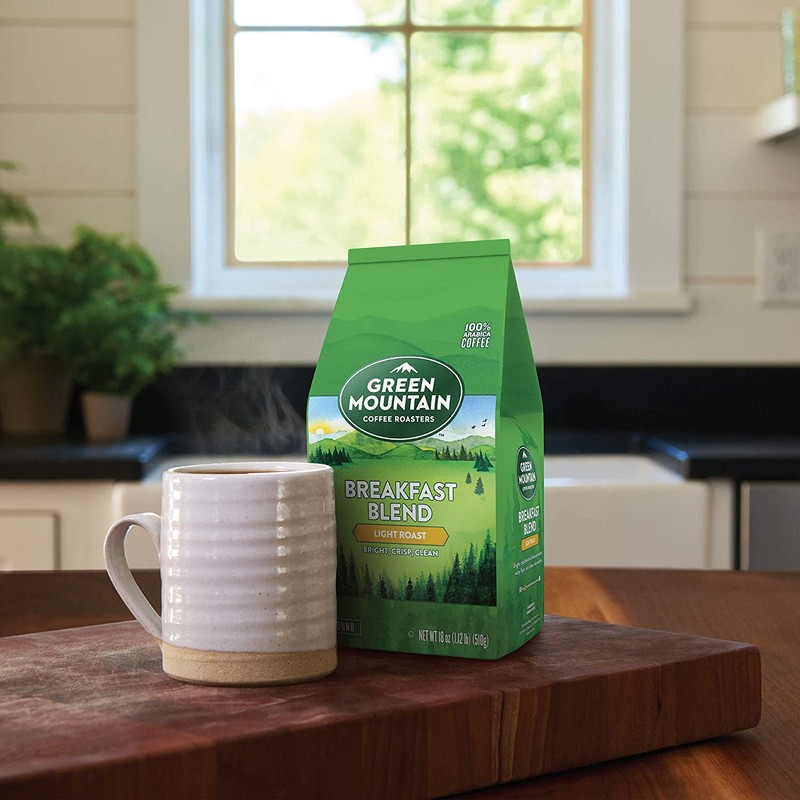 Green Mountain Coffee Roasters Breakfast Blend, Ground Coffee, Light Roast,