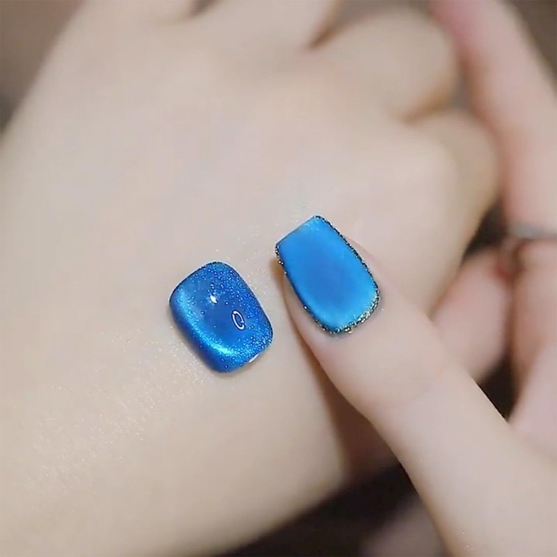 NAILKISS Cat Eye Magnetic Gel Polish (Blue)