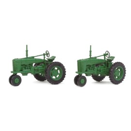 Walthers GREEN TRACTORS - 2 PACK