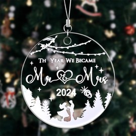 Wedding Gifts for Couples 2024 Mr and Mrs Gifts Bridal Shower Gifts Our First Christmas Married Ornament 2024 for Couples Best Gifts for Her Him 1st Married Christmas Glass Ornament