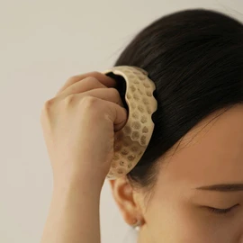 Notdam Bangjja Yugi Embo Two Hands Gua Sha Massager / 놋담  방짜유기 엠보 양손 괄사 마사지기