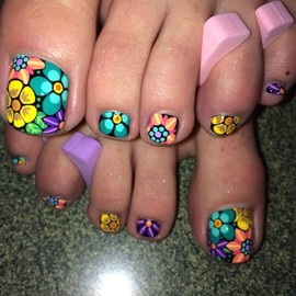 Colorful Flower Press on Toenails Short Square Fake Toe Nails Summer False Toenails with Big Flower Designs Cute Acrylic Toe Nail Press ons Matte Stick on Toenails for Women 24 Pcs