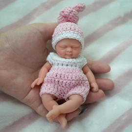 MYREBABY MYREBABY 4.5" Reborn Baby Doll Silicone Full Body Miniature Realistic Newborn Doll，Mini Realistic Newborn Baby Dolls Silicone Full Body Stress Relief（Girl）