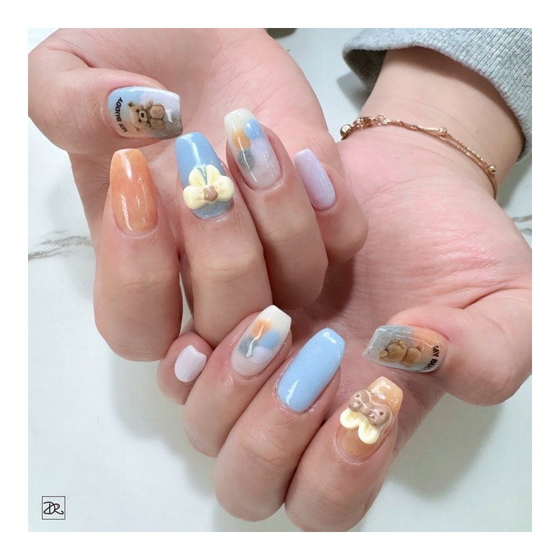 Dara Beauty 2024 January Art of the MonthBear Knit Nail❣