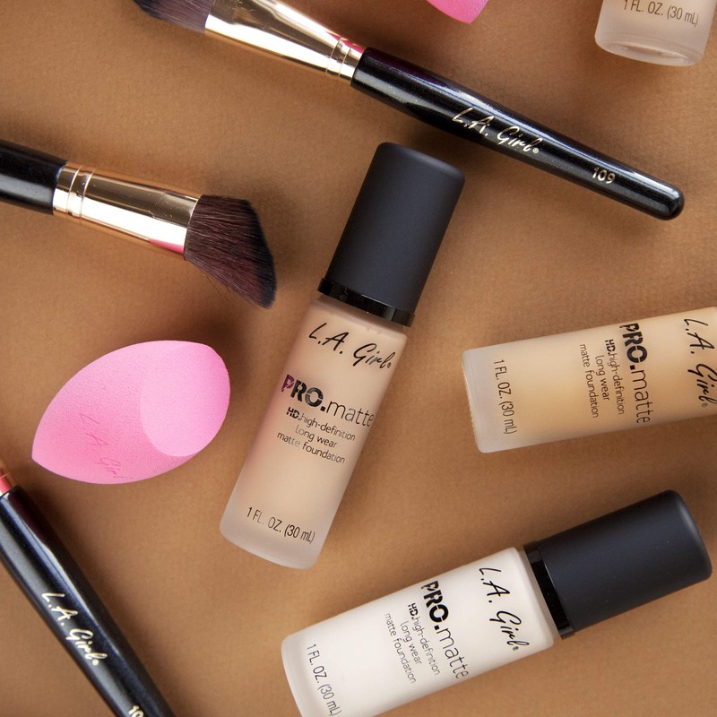 L.A. Girl PRO.Matte Foundation, Sand GLM678