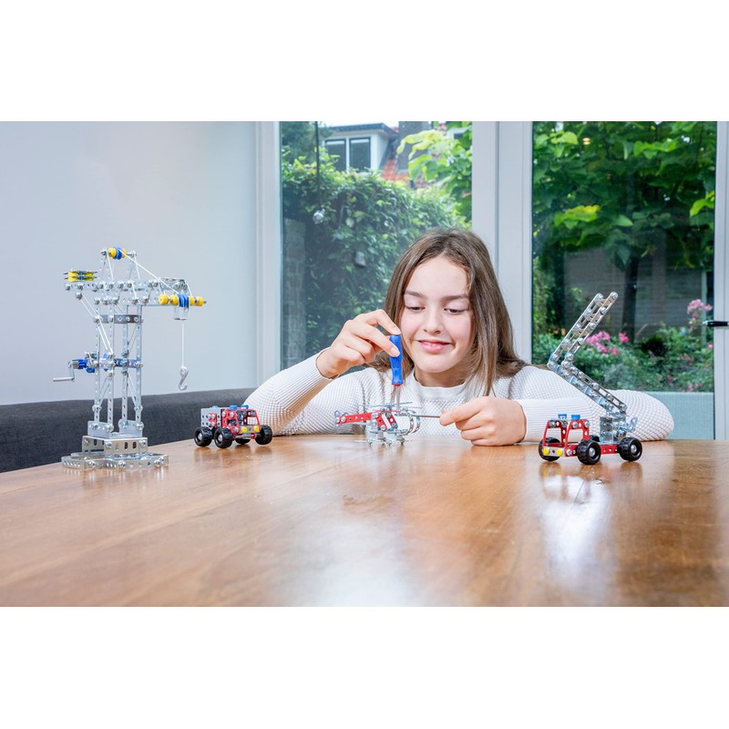 Eitech Tank II Construction Set and Educational Toy - Intro