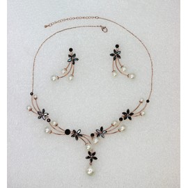 Faship Gorgeous Clear CZ Crystal Shell Pearls Floral Necklace Earrings Set - Black