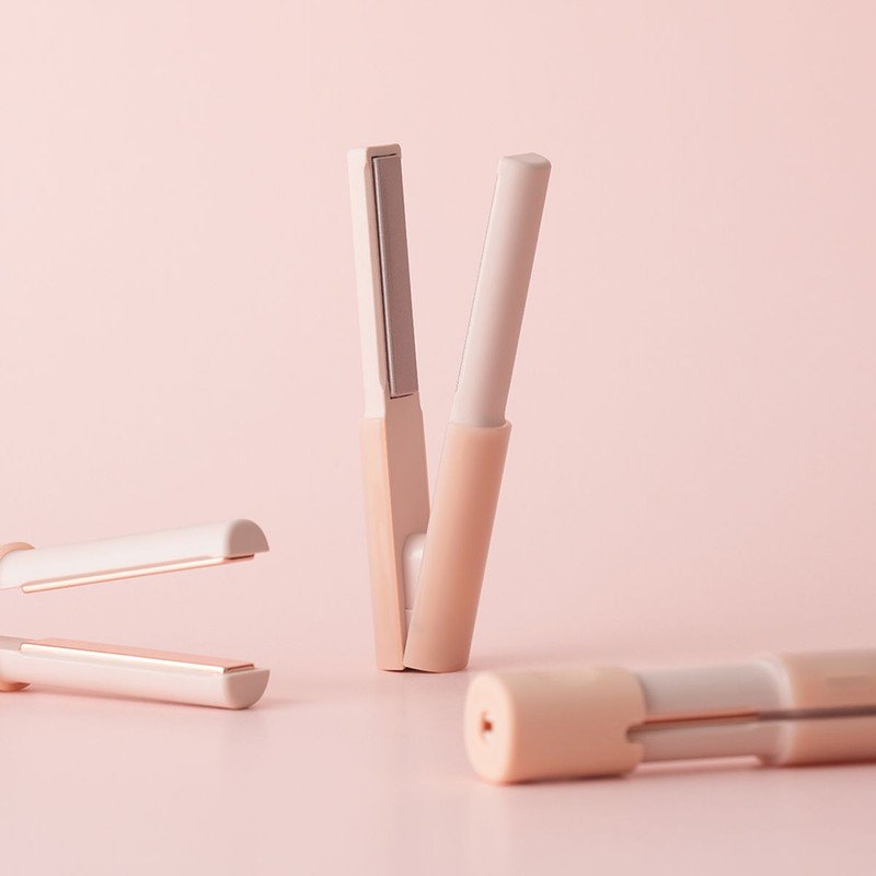 OvrUM Obroom Tiny Mini Hair Curler