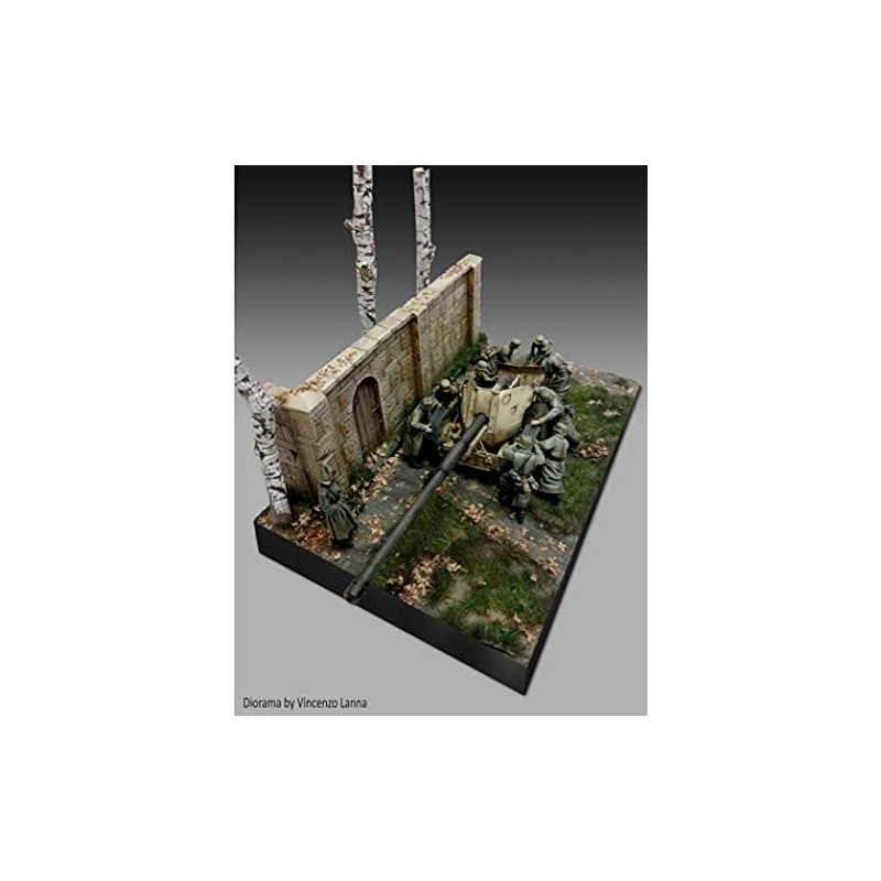 Royal Model 1/35 Diorama Wood Door Masonry Wall Building Kit