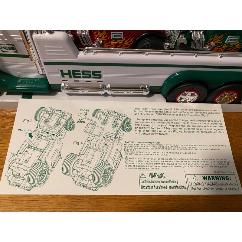 Hess 2022 Hess Flatbed Truck with Hot Rods orig. box
