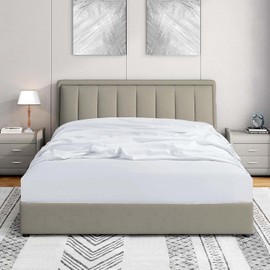 CONCEPT HOME Fitted Sheet King, White - Pocket/Box Size10 inch (25 cm) - Easy Care - Soft Touch Poly Cotton Fabric - Shrinkage and Fade Resistant - Bottom Sheet
