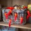 Lights4fun 20er LED Chilli Lichterkette rot batteriebetrieben Chilli Geschenkset Chilli