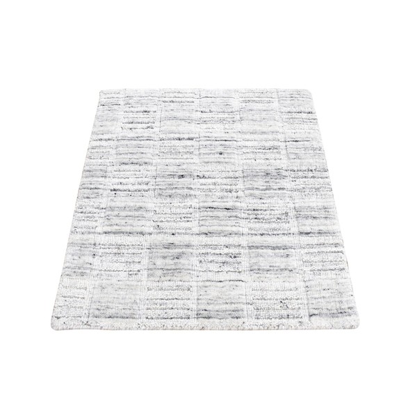 Shahbanu Rugs Pearl White Hand Loomed Modern Checkers Design Pure