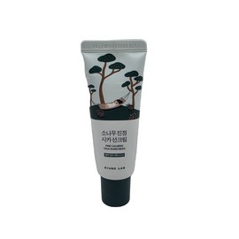 Round Lab Pine Soothing Cica Sun Cream 40ml / 라운드랩 소나무 진정 시카 선크림 40ml