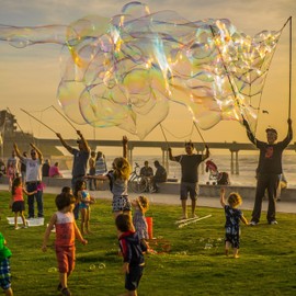 ECO Riesenseifenblasen Pulver 5 Liter Seifenblasenflüssigkeit für stabile und große Nachfüllflasche Seifenblasen für Kinder Kindergeburtstag Sommerfest Seifenblasenlösung Giant Bubble
