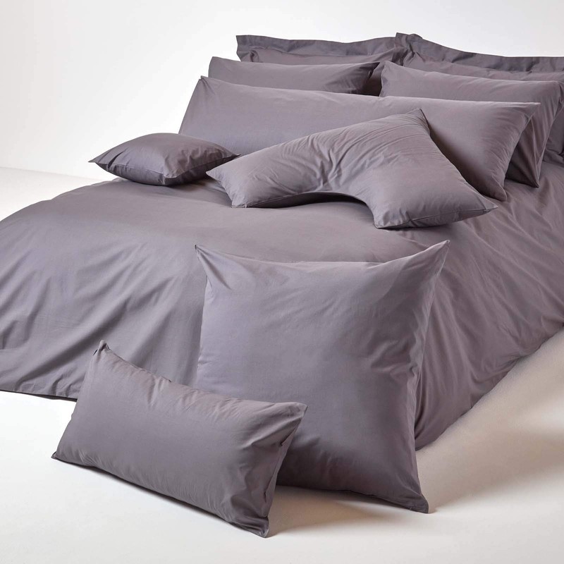 HOMESCAPES Percale Cushion Cover, 40 x 40 cm, Dark Grey,