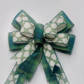 Handmade Lattice on Ivory and Green Plaid Christmas Bow