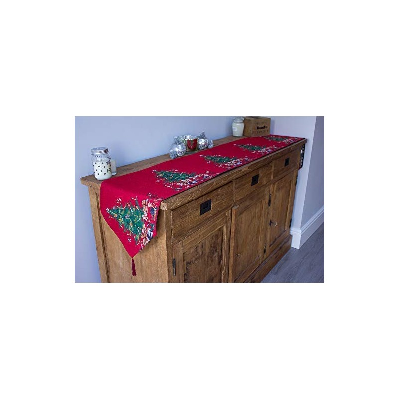 Christmas Tree Tapestry Table Runner (Christmas Tree)