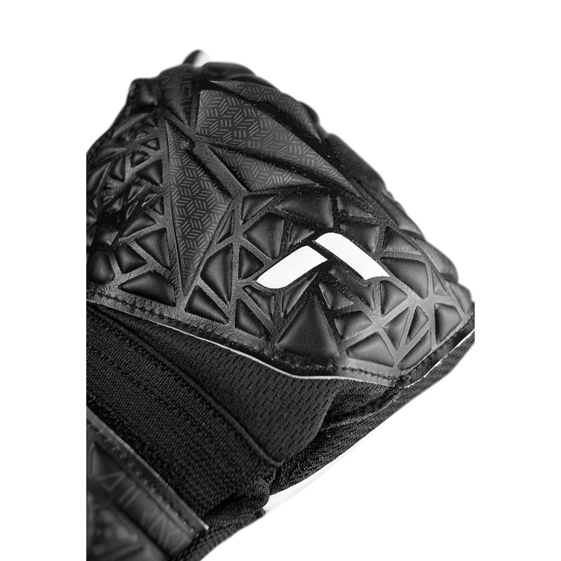 Reusch Attrakt Starter Solid Junior Goalkeeper Gloves for Children for