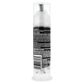 Bioré Pore Verkleinerndes with Active Carbon 92 ml Pores Verkleinerndes Scrub for Young Skin