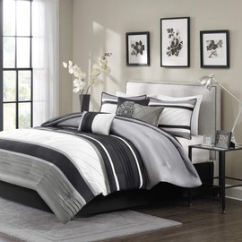 Madison Park Blaire Cozy Comforter Set-Luxurious Faux Silk Traditional Pieced Design All Season Down Alternative Bedding with Matching Shams, Decorative Pillow, Queen (90 in x 90 in), Grey