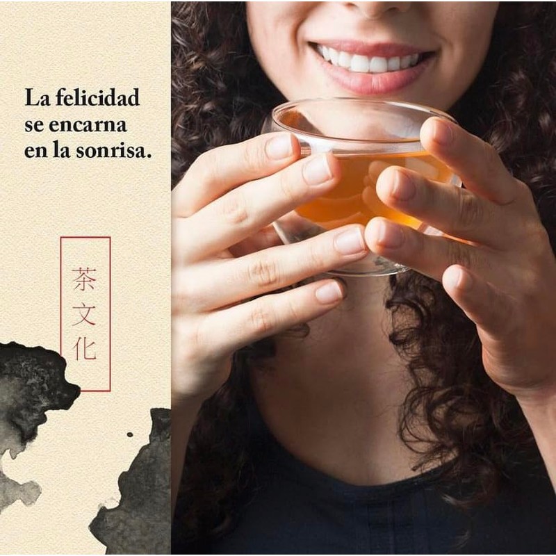 TESIS TÉ NEGRO PURO EN HEBRA CON PIMIENTA, CANELA Y