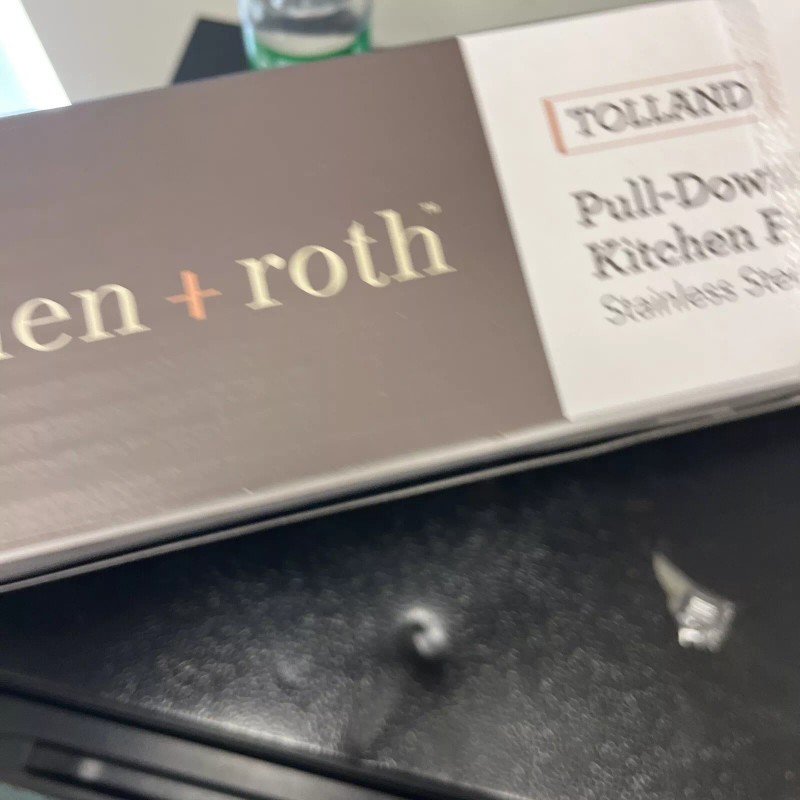 Allen + Roth Tolland 67798W-120802 Kitchen Faucet - Silver(new)