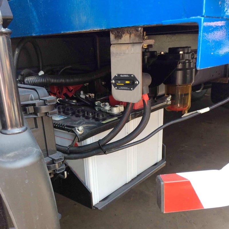 GLOSO Circuit Breaker 300A Marine Panel Mount Automotive RV E9F