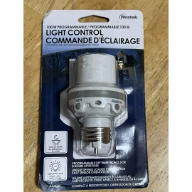 Westek SLC6CBC-4 Programmable Screw-In Light Control – 120V 100W Socket Timer for LED, CFL & Incandescent Bulbs, White