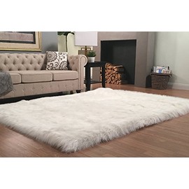 LAMBZY '' Lena Collection '' Faux Sheepskin Super Soft Hypoallergenic Square Area Rug Plush Fur Premium Shag (60",150x150 cm, White)