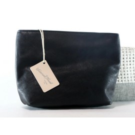 Women's Universal Thread Black Zip Up Pouch Makeup Bag Carry Clutch NWT