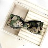 (3 types) Burnaby Mute Flower Banana Pin Khaki Green /