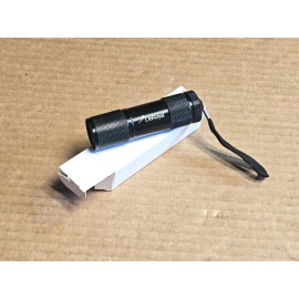 Deroyal UV Flashlight Batteries Included Lumitech™