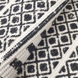 USTIDE Cotton Rug Black&Cream Boho Rag Rug Washable Farmhouse Bath Tassel Rug Doormat Hand Woven Fringe Rug Chindi Rug 2’×3’