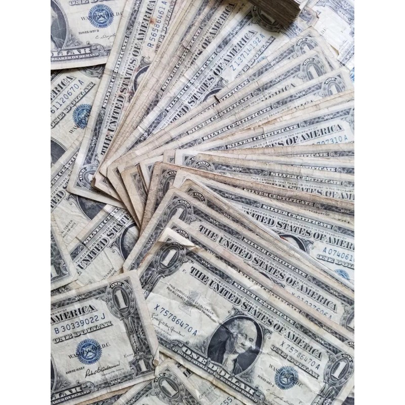 ONE (1) Well Circulated $1 Silver Certificates Note 1935 1957