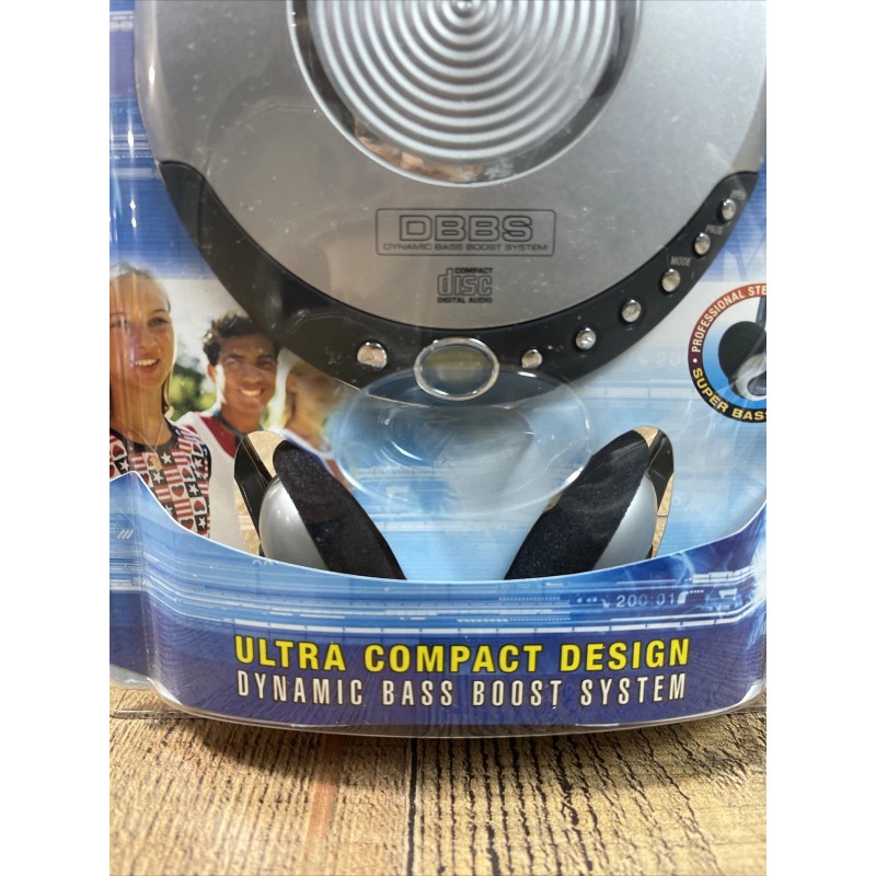 Coby NEW COBY SILVER DID MAN/WALKMAN CD PLAYER DYNAMIC BASS