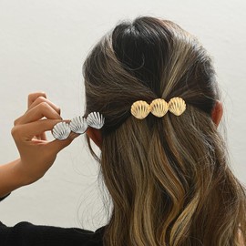 SICOPEE Seashell Hair Barrettes for Girls and Women, 2 Pieces Gold and Silver Hair Clips Bohemian Hair Accessories