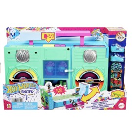Target Hot Wheels Skate Boombox Skate Park Playset 1 Fingerboard & Skate Shoes Toy New