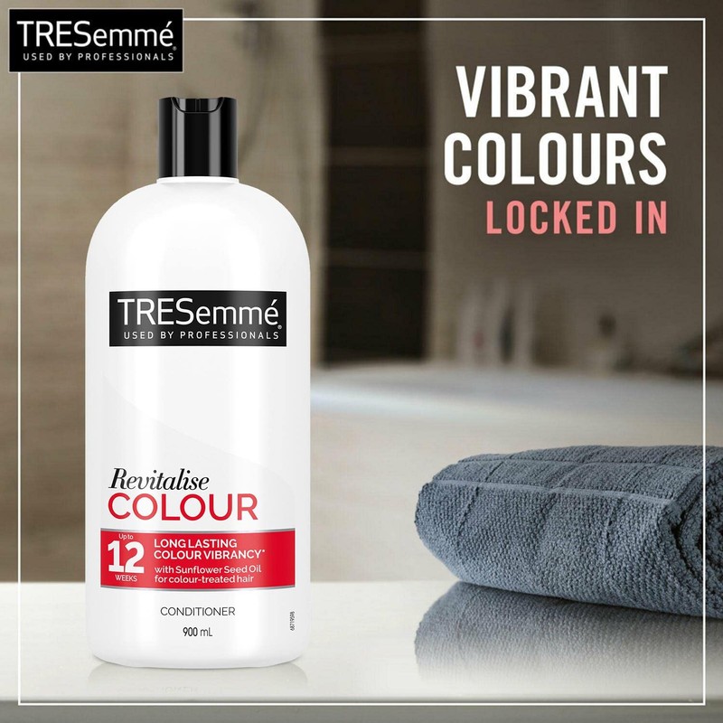 TRESemme Colour Revitalise Conditioner, 900ml