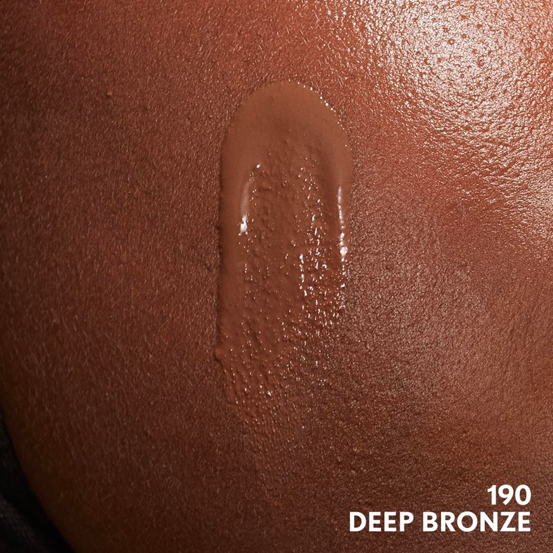 COVERGIRL Clean Invisible Foundation Makeup, Dewy & Glowy Natural Finish,