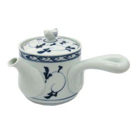 Hasami Ware Ichi Pottery, Lightweight, Fluffy, Houndstooth, Lightweight Teapot, Large Pattern, Arabesque, Approx. Width 7.1 x Depth 5.9 x Height 4.5 inches (18 x 15 x 11.5 cm), Capacity Approx. 13.5 fl oz (400 ml), Porcelain, Made in Japan 23045