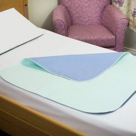 Community 75 x 90cm, 29½" X 35½", 3L Washable Waterproof Absorbent Bed Pad Single Bed, Twin pack