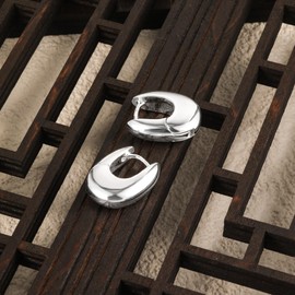 925 Sterling Silver Hoop Earrings for Women, Small Chunky Wide Thick Hoop Earring, Hypoallergenic Lightweight Oval Cartilage Huggie Earring Small Silver Water Drop Chunky Earrings for Women