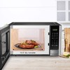 BLACK+DECKER Digital Microwave Oven with Turntable Push-Button Door, Child Safety